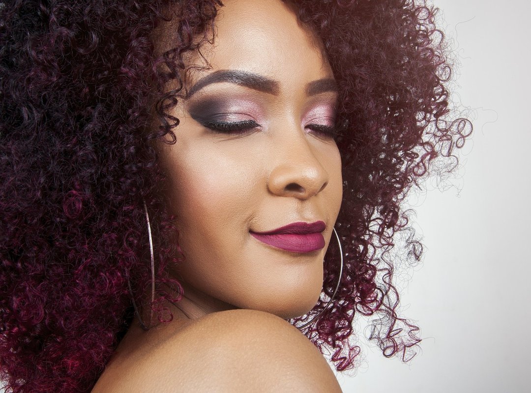 Popular and Low-Maintenance Cuts for Curly Hair